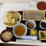 道の駅淡河　そば処　淡竹 - 料理写真:おふくろの味わいの料理達(´∀｀)