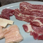 炭火焼肉ホルモンさわいし - 