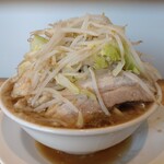 ラーメン荘 ヤマロク - ニンニクマシマシヤサイマシアブラ