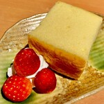 焼肉家 肉汁センター - 20240513デザート（台湾カステラ）