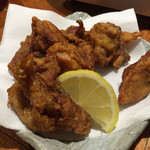 しもつけ - 肉の旨みたっぷりの鶏のから揚げ