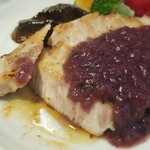 キッチン ブルー グローブ - スライドすると肉汁が暴れ出る！