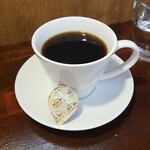 キッチン ブルー グローブ - ホットコーヒーのアップ