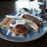 米粉の焼き菓子 pOna - 米粉のフロランタン