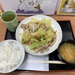 Fukuishi Pa-Kingu Eria Sunakku Ko-Na Fu Do Ko To - 豪華定食で、お腹は満腹パパでした横浜流星(°▽°)