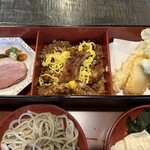 つる亀庵 - 前菜盛り合わせ　うなぎご飯　てんぷら盛り