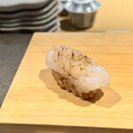 立ち喰い鮨 人人 - あおりイカ