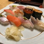 Sushidokoro Uotoku - 