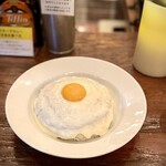 MOKUBAZA - カウンターも良い雰囲気です。