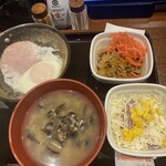 Yoshinoya - 紅生姜たっぷり、野菜、しじみとれてヘルシー