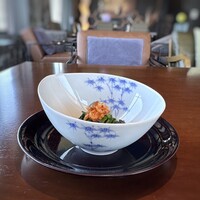 博多なだ万 - 季節のお浸し・・この日は「芹と桜海老」