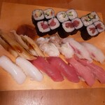 Sushi Izakaya Yataizushi - お寿司