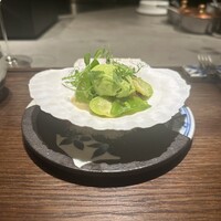 表参道 HYENE - 北海道産の生ホタテ
                    グリンピースのアイス
                    生ハムのジュレ
                    季節のそら豆
                    カリカリベーコン