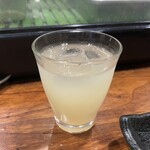 丸万焼鳥 - 日向夏ドリンク 300円