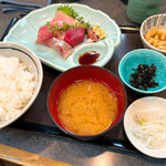 魚料理 のじま - 刺身定食（1100円）