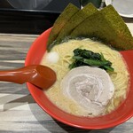 横浜家系ラーメン 赤家 - 