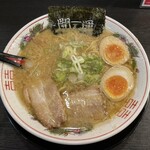 白馬童子 - しあわせ味玉ラーメン 950円