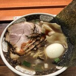 Ra-Men Nagi - ラーメン特製（並盛）:1250円