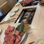 焼肉ホルモン 肉匠かど家 - 