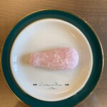 舟和 本店 - すあま