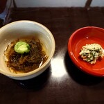 美榮 - 苦菜と島豆腐　　もずく酢