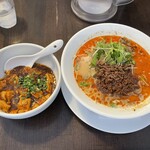 四川担担麺 阿吽 - 