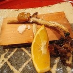 草喰 なかひがし - H26.2焼き物　鰆の杣焼き、鯉の鱗の佃煮