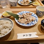 Anchisuteki Tororo Mugimeshi Butamaru - 