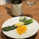 Rooots Nakanoshima - グリーンアスパラ　オランデーズソース　自家製カラスミ