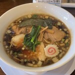 オレたちのラーメンちょび吉 - ド生姜醤油ラーメン(890円)