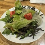 アラゴスタ - キクナとカラシ菜のチョレギ風サラダ 780円