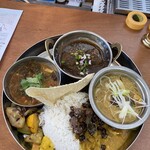 BLOCK HOUSE 水曜カレー - 