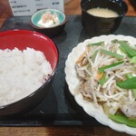 わいわい - 肉野菜炒め定食