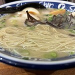 Hakata Ramen Shin Shin - 細麺