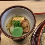 Nihon Ryouri Hanamusashi Shunka - 薩摩揚げ　青海苔餡かけ