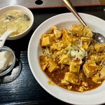 餃子酒場 豊葉 - マーボ豆腐かけチャーハン