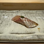Sushi Tomita - アジ