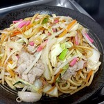 紅蓉軒 - 熱々の皿うどん野菜たっぷりで麺が少しカリッとしたところもあり旨かった