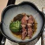 博多 鮨 貴山 - ホタルイカとモズク　ちょい塩辛かった