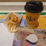 マクドナルド - マックフライポテト(S)、プレミアムローストコーヒー(S)