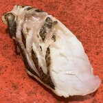 Hakata Sushi Takayama - カマス一夜干し→炙られ香ばしく凝縮の旨味だな。これまでと異なる舌触りが心地よかった。