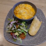 Courtyard Inverness Airport - Macaroni Cheese,Served with Chips And Coleslow