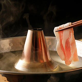 【秘傳】 能襯托出金Agu的美味的特制高湯
