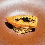 Miura Ryouriten - 勝浦産金目鯛の鱗焼き ブイヤベースと桜海老のリゾットのスープ注ぐ前