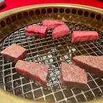 和牛とタン 焼肉 とみ - 