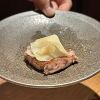 和牛とタン 焼肉 とみ 新橋本店 - 