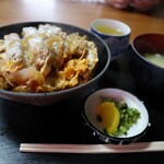 金屋食堂 - かつ丼650円