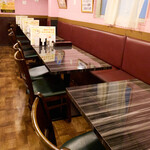 ニューナマステインディア - テーブル席