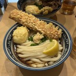 梅田 釜たけうどん - 