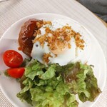 One1 Cafe - 手作りロコモコもおいしい